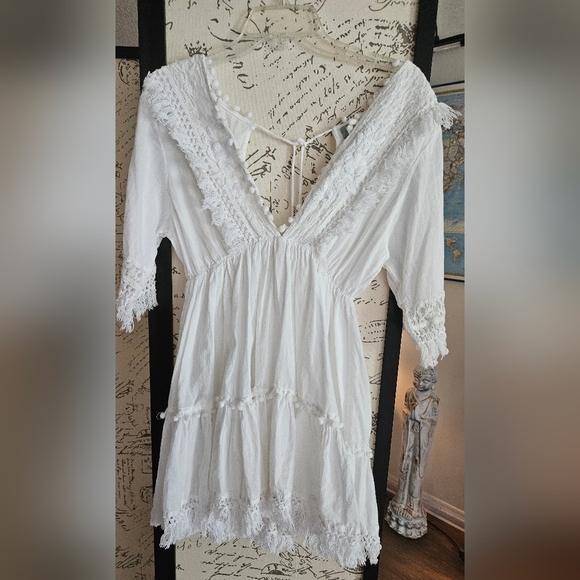 Antica Sartoria Dresses & Skirts - White Lace Trim Italian Made